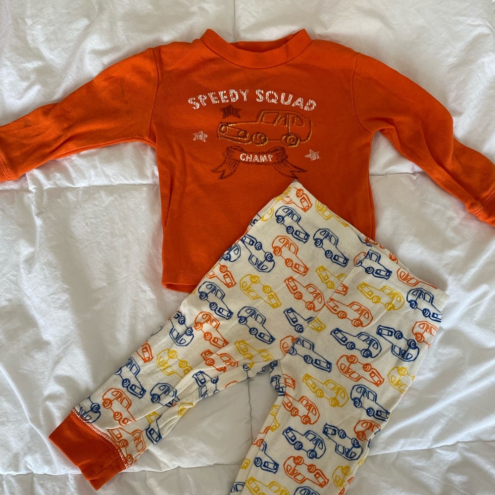 Baby boy Pj set! 6-12M Cars